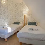 Superbe Batisse A Colombage