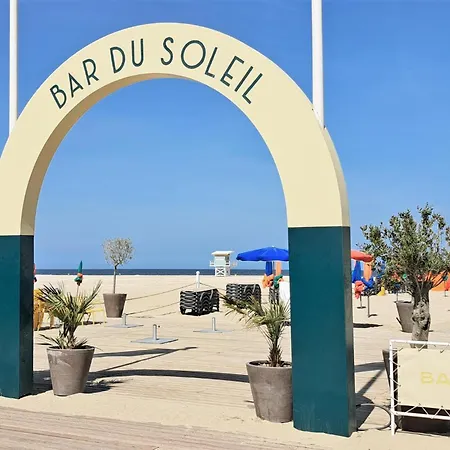 Superbe Batisse A Colombage