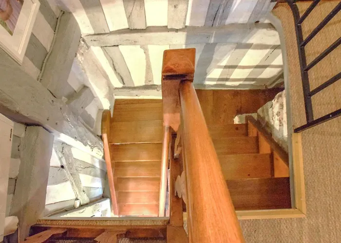 Superbe Batisse A Colombage