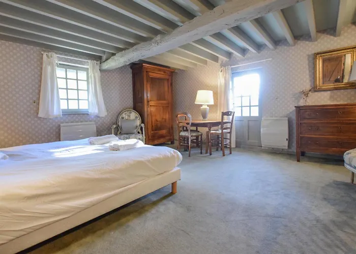 Holiday home Superbe Batisse A Colombage